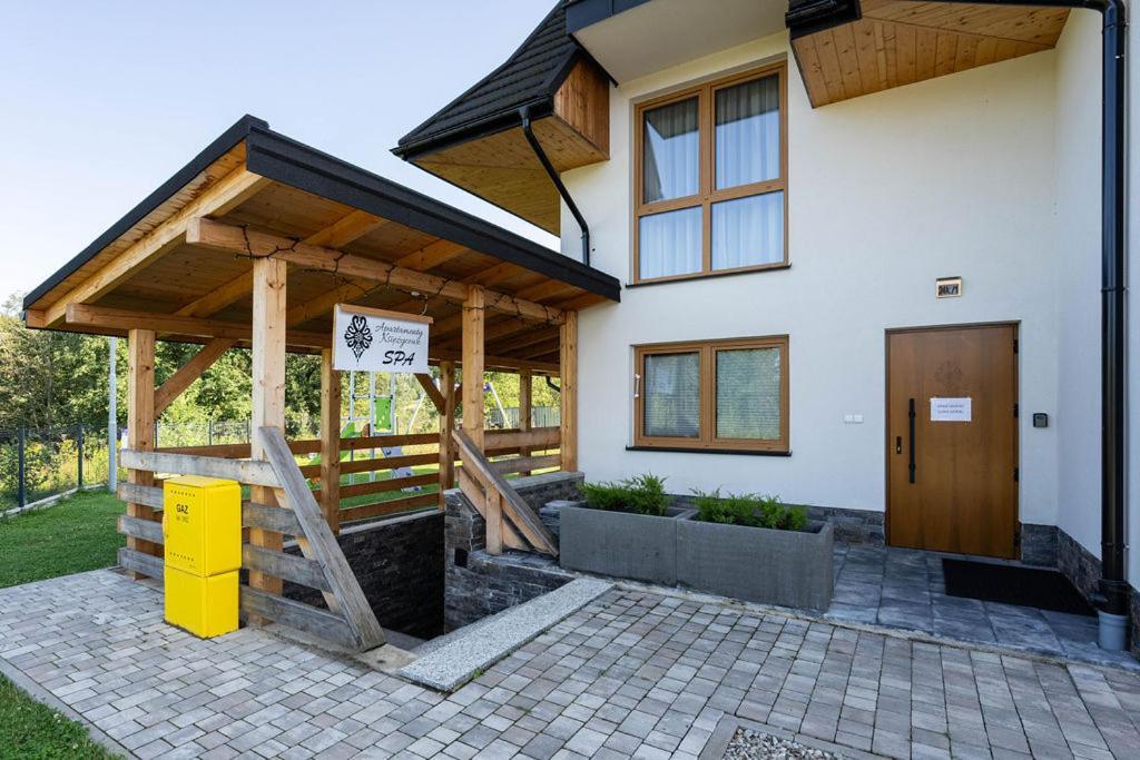 Apartamenty Ksiezycowe Spa - Tatra View - Golden Apartments Zakopane Kültér fotó